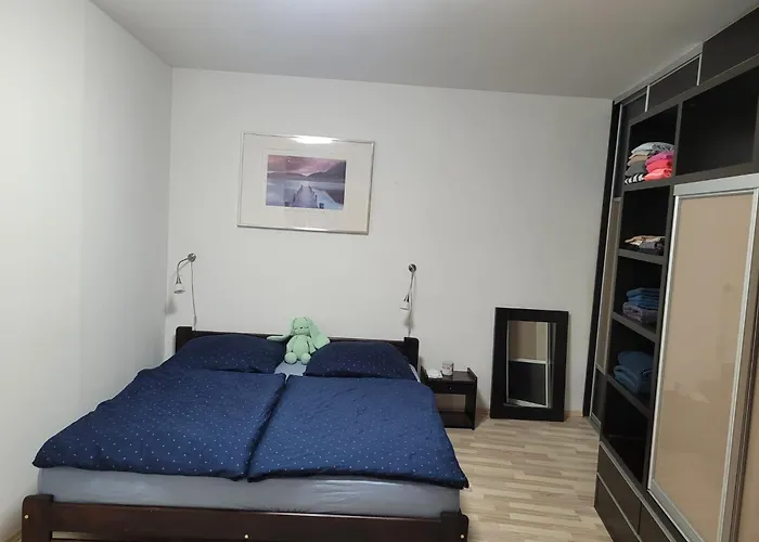 Apartman Koloseo 2 Bedrooms - Free Garage Parking, View, 3rd Floor Pozsony