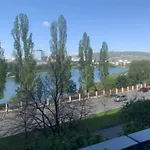 Apartament Koloseo 2 Bedrooms - Free Garage Parking, View, 3rd Floor Bratysława