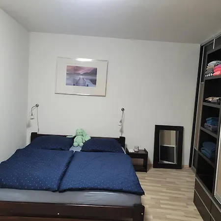 Apartmán Koloseo 2 Bedrooms - Free Garage Parking, View, 3rd Floor Bratislava